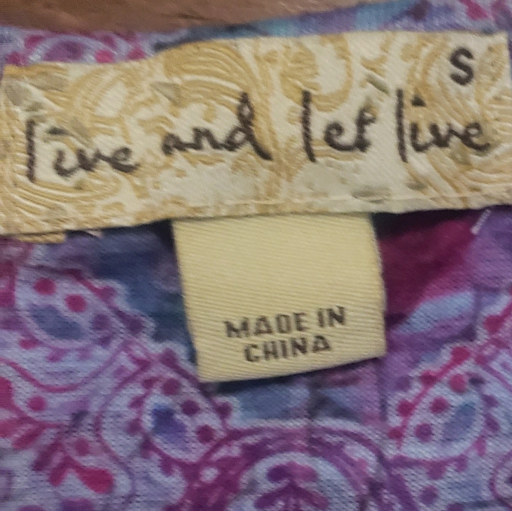 Live and Let Live Women's Top Size Small Blue with purple butterflies - Picture 3 of 3